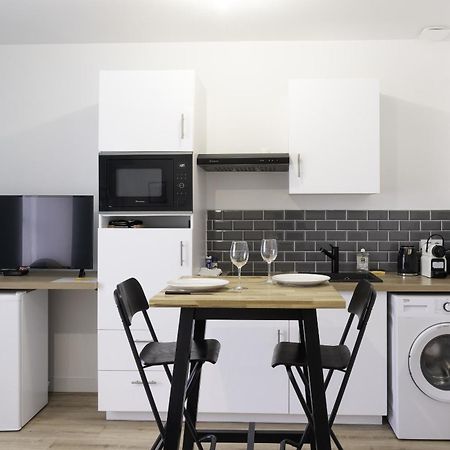 Segre Centre ✰ Studio ✰ 24M² ✰ Cuisne ✰ Wifi ✰ Tout Neuf! Zewnętrze zdjęcie